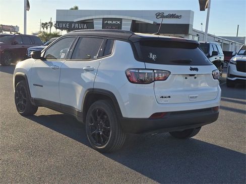 Used 2023 Buick Encore GX Select image 7