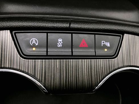 Certified 2023 GMC Acadia SLT w/ Elevation Edition FWD image 35