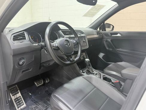 Used 2021 Volkswagen Tiguan SE R-Line AWD/4WD image 28