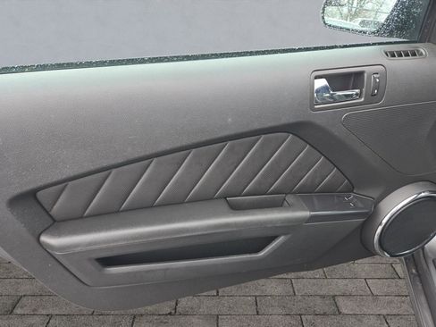 Used 2014 Ford Mustang Premium w/ Equipment Group 202A image 9