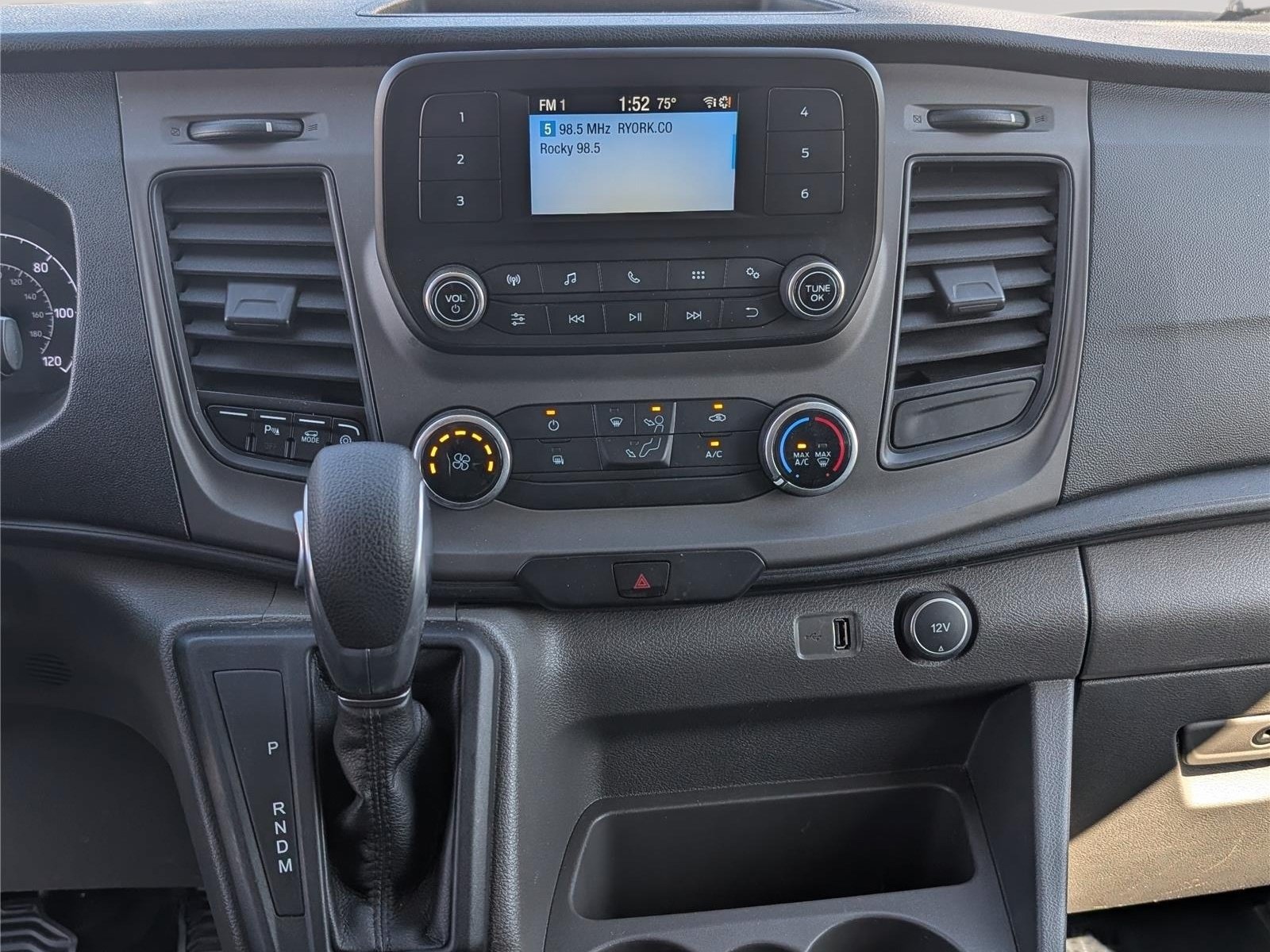 Used 2020 Ford Transit 350 XLT RWD image 22
