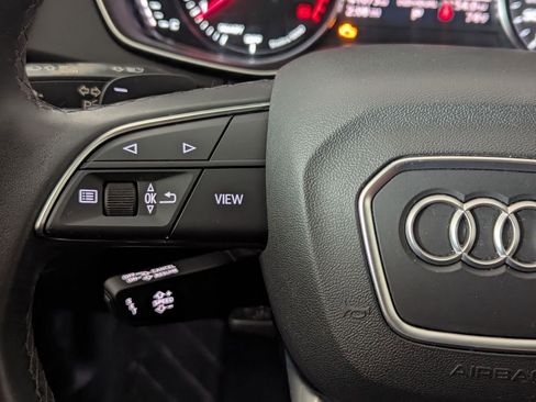 Used 2022 Audi Q5 2.0T Premium w/ Convenience Package image 7