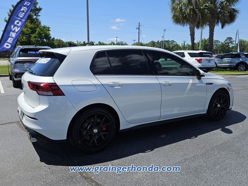 Used 2022 Volkswagen GTI SE FWD image 5