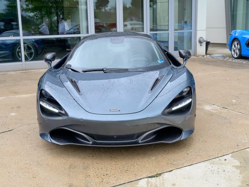 Used 2018 McLaren 720S Luxury RWD image 2