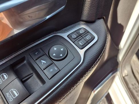 Used 2024 RAM 3500 Laramie w/ Safety Group image 29