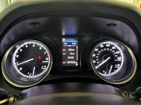 Used 2020 Toyota Camry SE FWD image 20