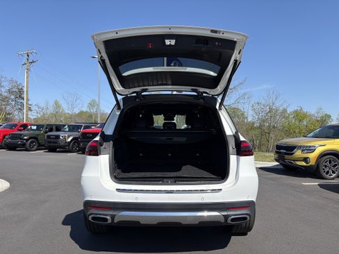 Used 2024 Mercedes-Benz GLE 350 4MATIC image 11