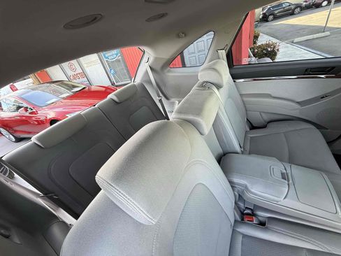 Used 2009 Hyundai Veracruz GLS image 43