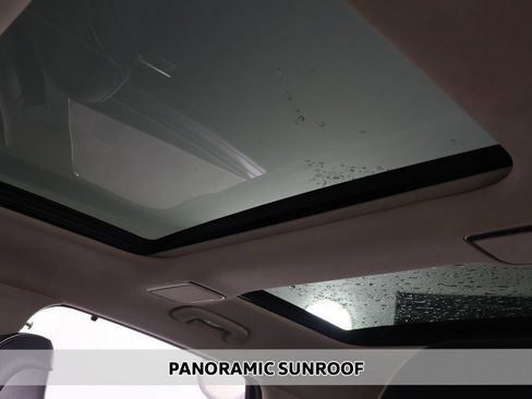 Used 2024 Genesis GV80 3.5T w/ Prestige Package image 4