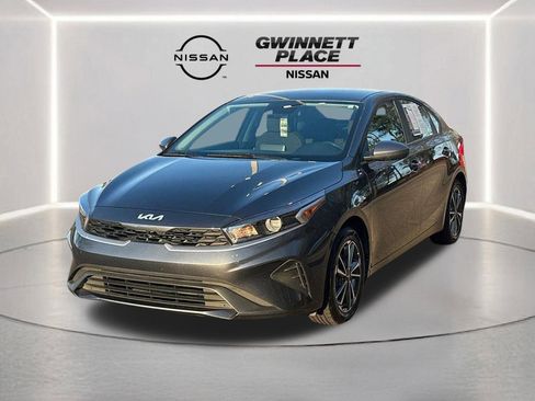 Used 2023 Kia Forte LXS image 1