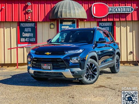 Used 2021 Chevrolet TrailBlazer LT w/ Convenience Package image 2