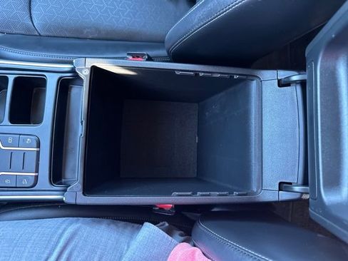 Used 2021 Kia Sorento S image 28