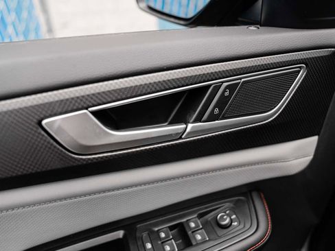 New 2026 Volkswagen Atlas Peak Edition image 15