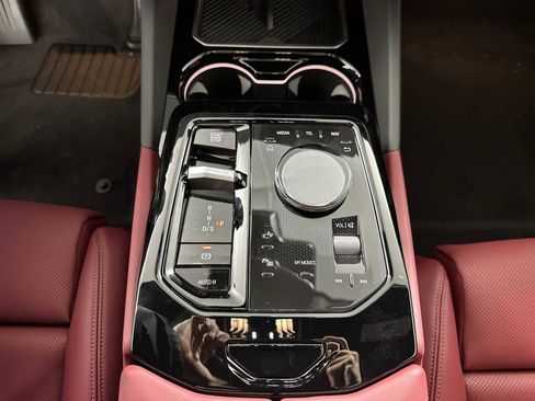 New 2026 BMW 530i xDrive w/ M Sport Package image 17