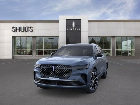 New 2026 Lincoln Nautilus Reserve image 2