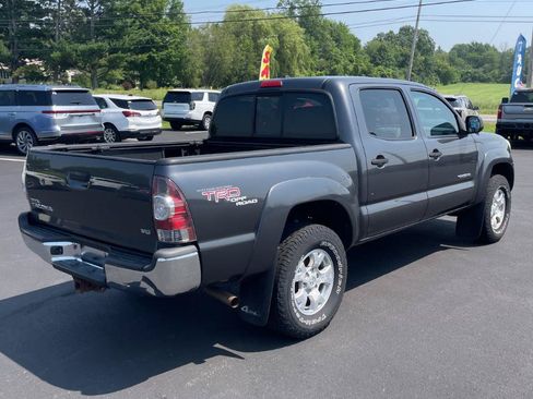 Used 2011 Toyota Tacoma 4x4 Double Cab w/ TRD Off-Road Pkg image 5