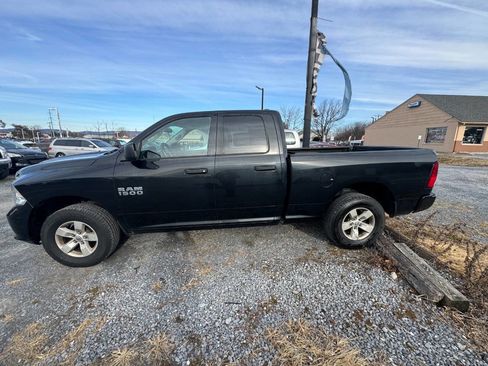 Used 2017 RAM 1500 Express AWD/4WD image 8