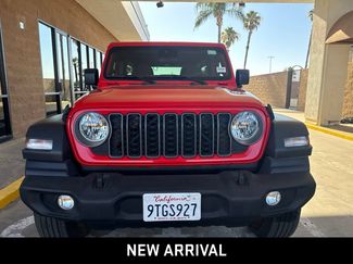 Used 2025 Jeep Wrangler Unlimited Sport AWD/4WD video 2