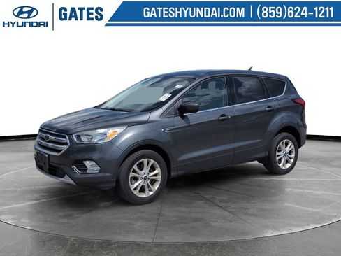 Used 2019 Ford Escape SE AWD/4WD image 5