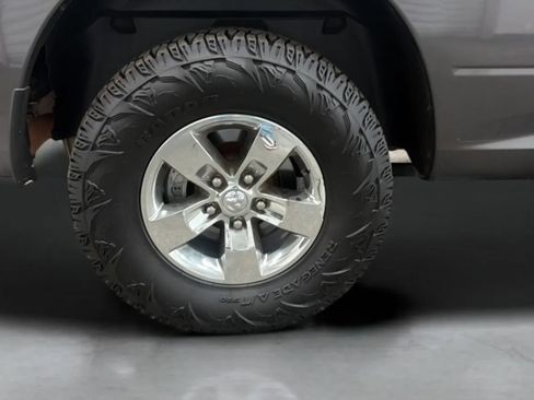 Used 2020 RAM 1500 Classic SLT RWD image 26