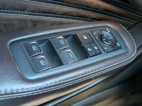 Used 2018 Lexus LS 500 w/ Luxury Package RWD image 14