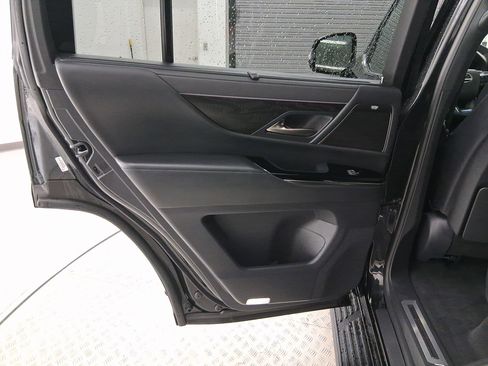 New 2026 Lexus LX 700h Luxury image 25