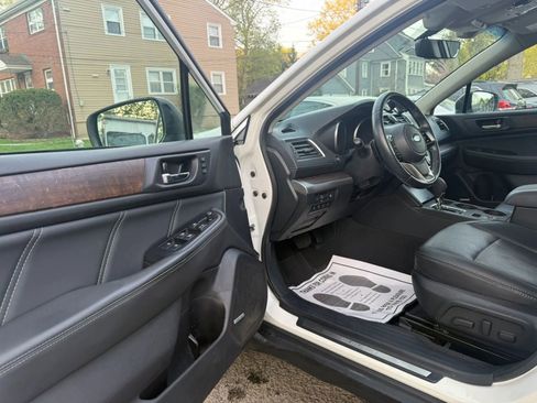Used 2019 Subaru Outback 2.5i Limited image 7