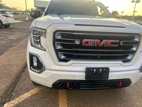 Used 2020 GMC Sierra 1500 AT4 w/ AT4 Premium Package AWD/4WD image 10