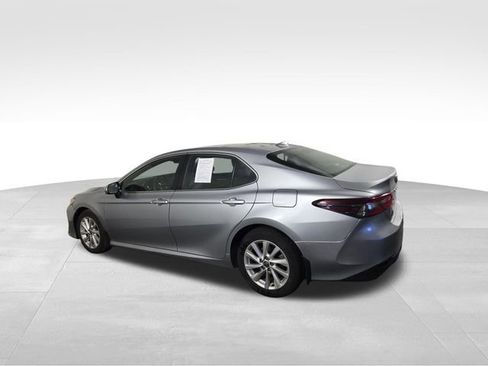 Used 2024 Toyota Camry LE image 10