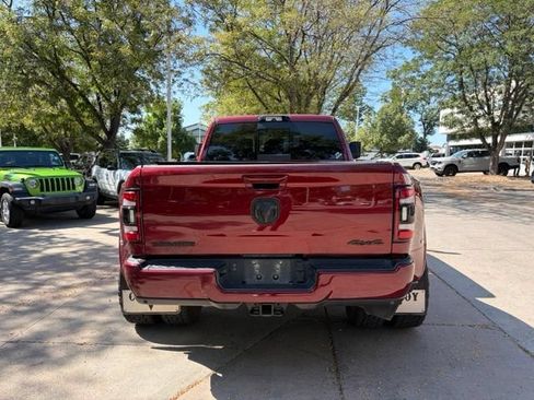 Used 2022 RAM 3500 Laramie AWD/4WD image 4
