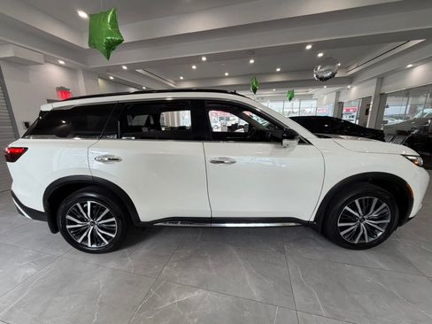 Used 2023 INFINITI QX60 Sensory w/ Vision Package AWD/4WD image 10
