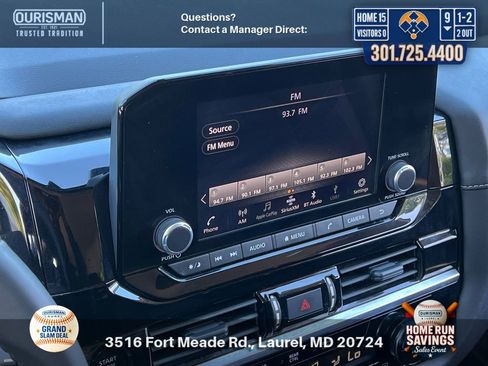 Used 2025 Nissan Pathfinder SV FWD image 9