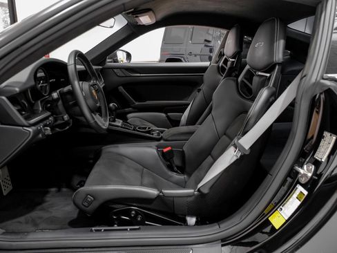 Used 2022 Porsche 911 GT3 image 30