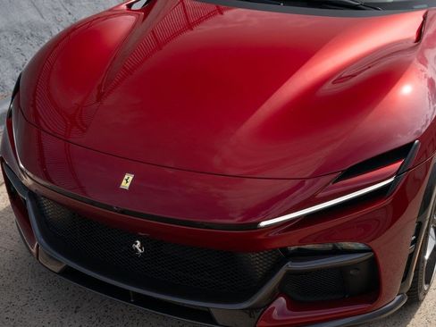 Used 2025 Ferrari Purosangue AWD/4WD image 10