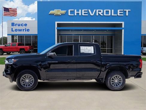 New 2026 Chevrolet Colorado LT image 2