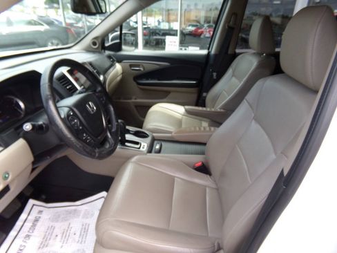 Used 2018 Honda Pilot EX-L image 37