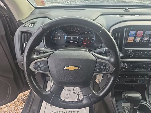 Used 2017 Chevrolet Colorado Z71 image 17