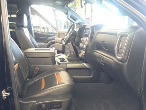 Used 2019 GMC Sierra 1500 AT4 w/ AT4 Premium Package image 5