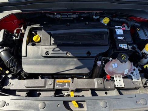 Used 2018 Jeep Renegade Altitude image 32