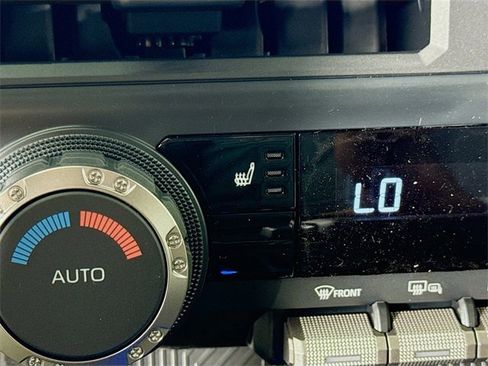 New 2025 Toyota Tacoma TRD Off-Road image 19