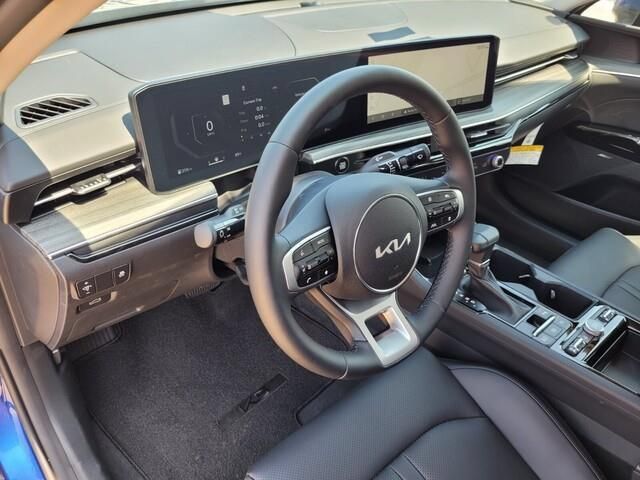 New 2025 Kia K5 EX FWD image 9