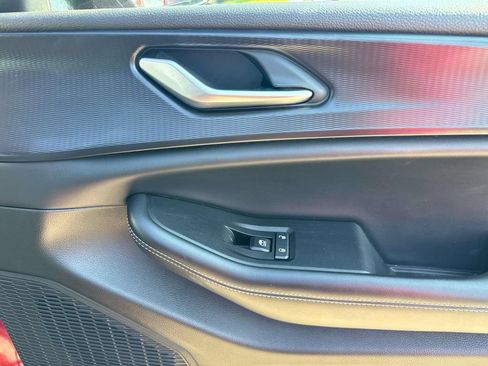 Used 2024 Jeep Grand Cherokee Altitude RWD image 14