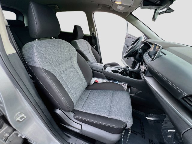 Certified 2023 Nissan Rogue SV FWD image 21