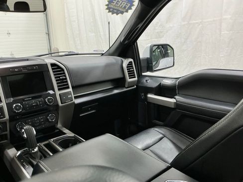 Used 2018 Ford F150 Lariat image 27