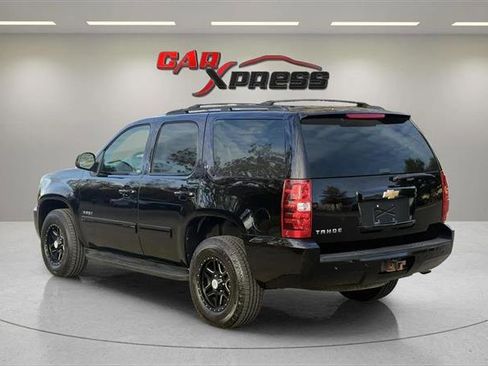 Used 2013 Chevrolet Tahoe LT image 16
