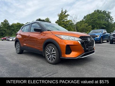 Certified 2024 Nissan Kicks SV w/ Interior Electronics Package FWD image 2