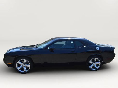 Used 2014 Dodge Challenger SXT Plus RWD image 5