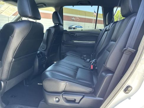 Used 2022 Honda Pilot TrailSport image 34