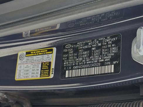 Used 2024 Hyundai Kona SE image 29