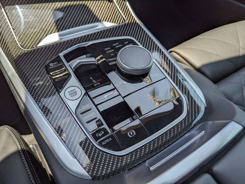 Used 2024 BMW X5 M60i w/ Climate Comfort Package image 27